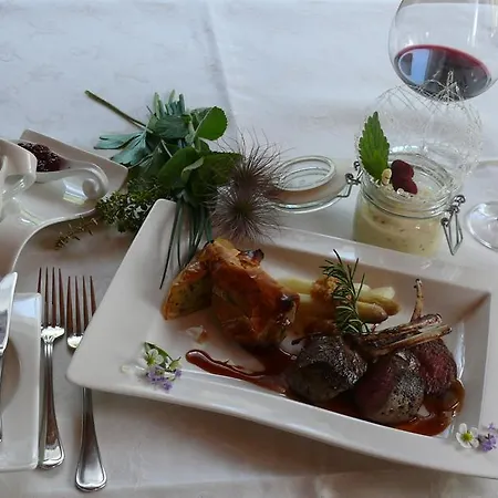 Gasthof-pension Zur Klause Ratten