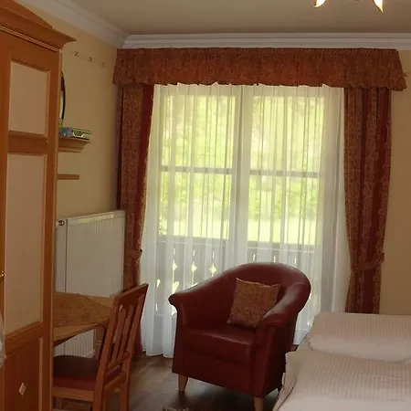 Gasthof-pension Zur Klause *