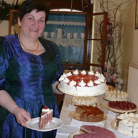 Gasthof-pension Zur Klause Gasthof