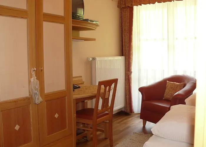 Gasthof-pension Zur Klause 3*