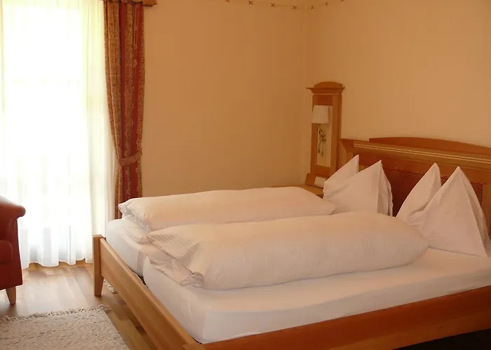 Casa de hóspedes Gasthof-pension Zur Klause Ratten